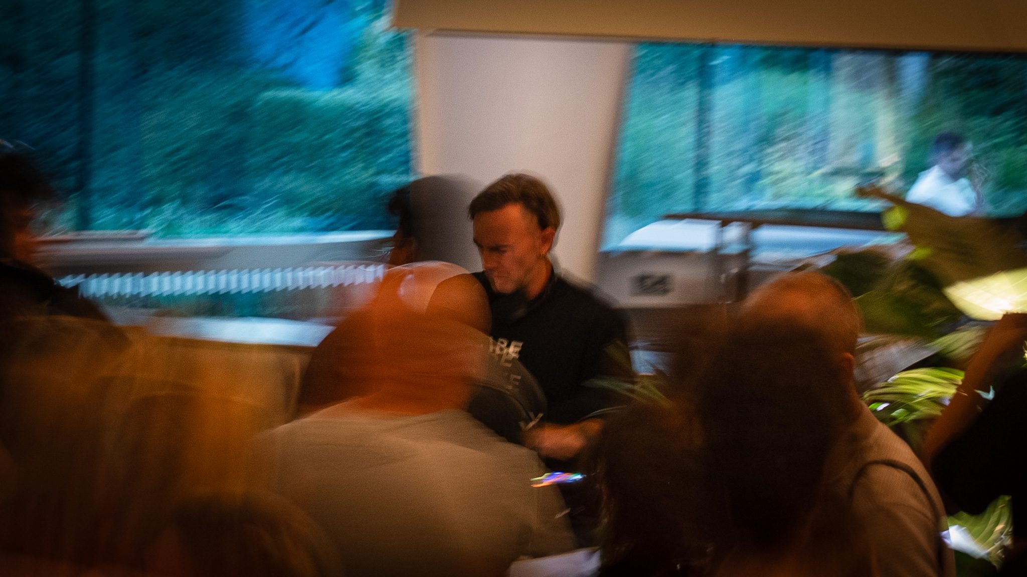 Richie HawtinとLeoが繋いだ、音楽と日本酒が交差した夜